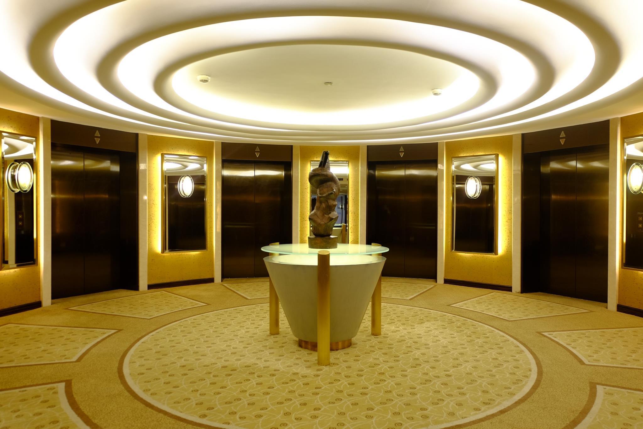 Hua Ting Hotel And Towers Shanghai Bagian luar foto