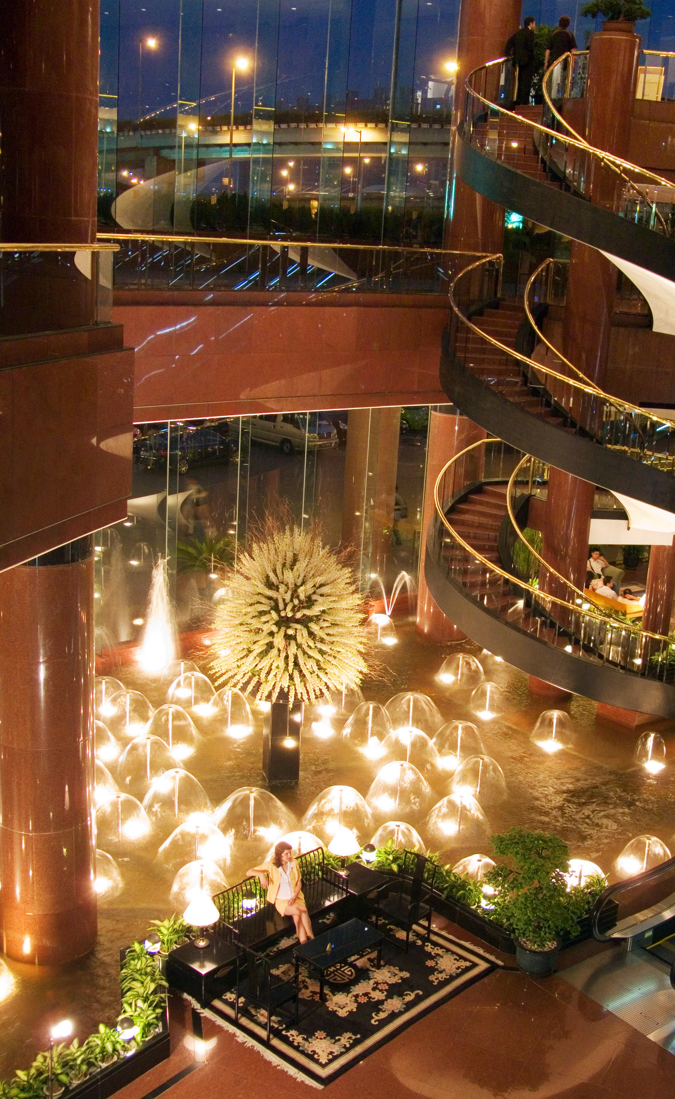Hua Ting Hotel And Towers Shanghai Bagian luar foto